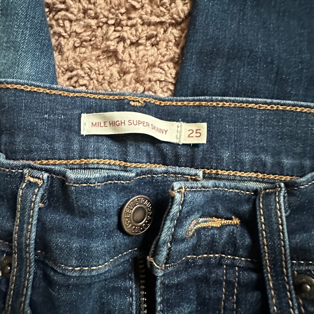 Levi’s Super Skinny Jeans